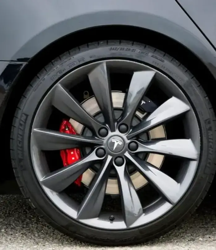 Effect-on-wheel-size-on-different-Tesla-Models-1024x696